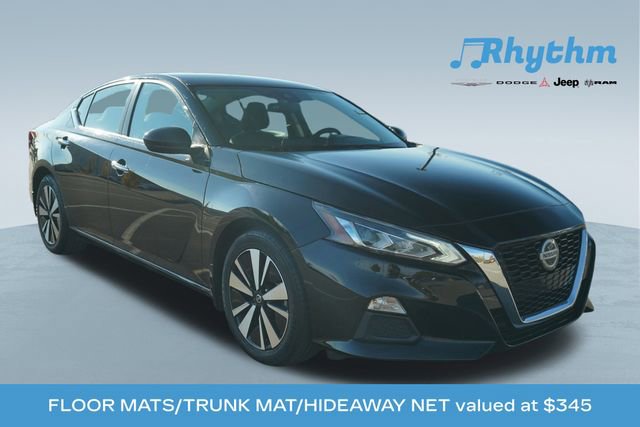 Used 2022 Nissan Altima 2.5 SV image 1