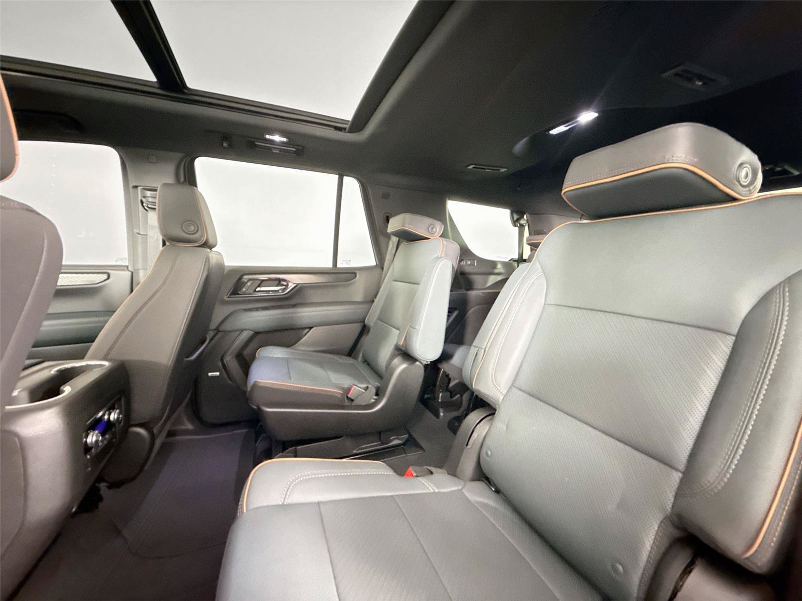 Used 2026 GMC Yukon AT4 AWD/4WD image 46