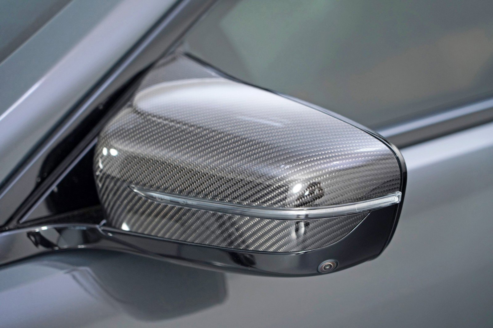 Used 2025 BMW M8 Competition w/ M Carbon Exterior Package AWD/4WD image 73