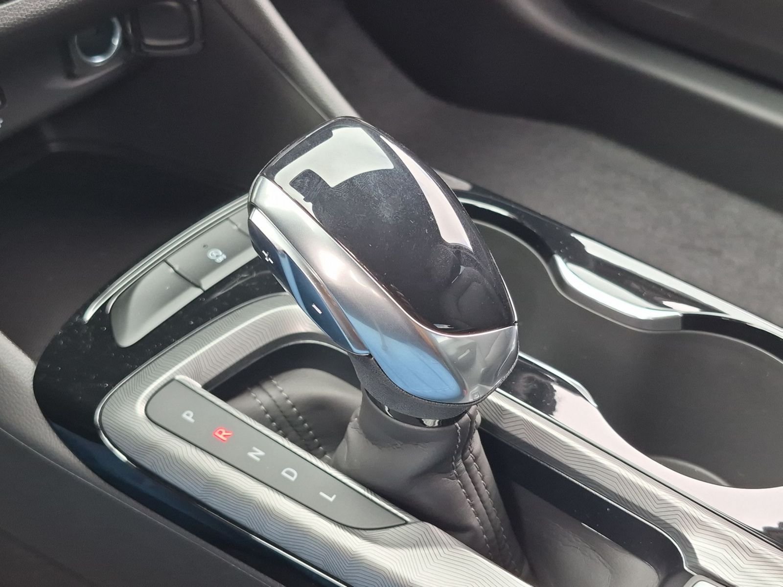 New 2026 Buick Envista Sport Touring w/ Convenience I Package FWD image 15