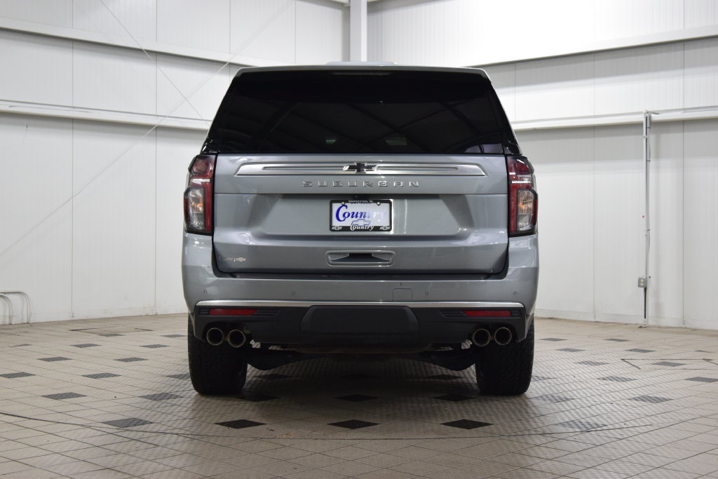Used 2024 Chevrolet Suburban High Country AWD/4WD image 7