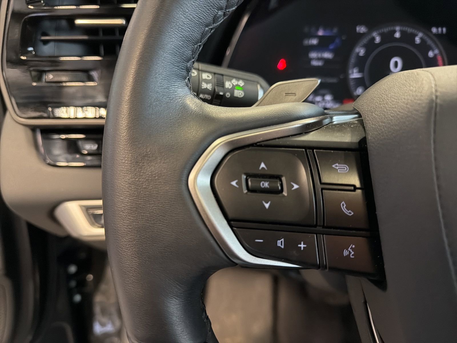 Used 2024 Lexus RX 350 Premium image 19