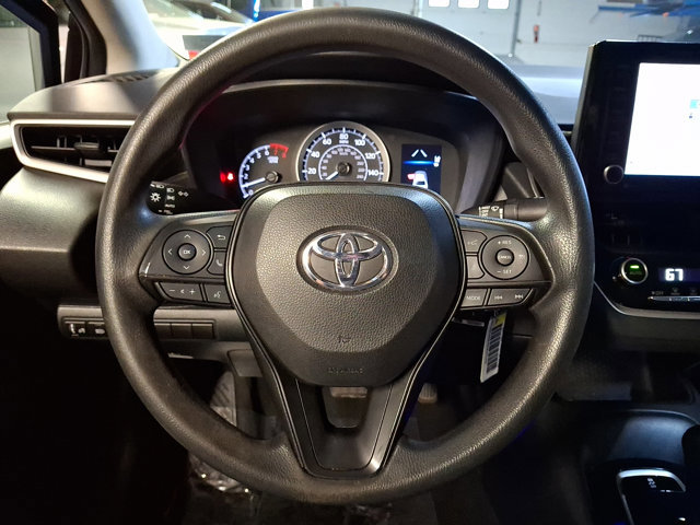Used 2022 Toyota Corolla LE FWD image 19