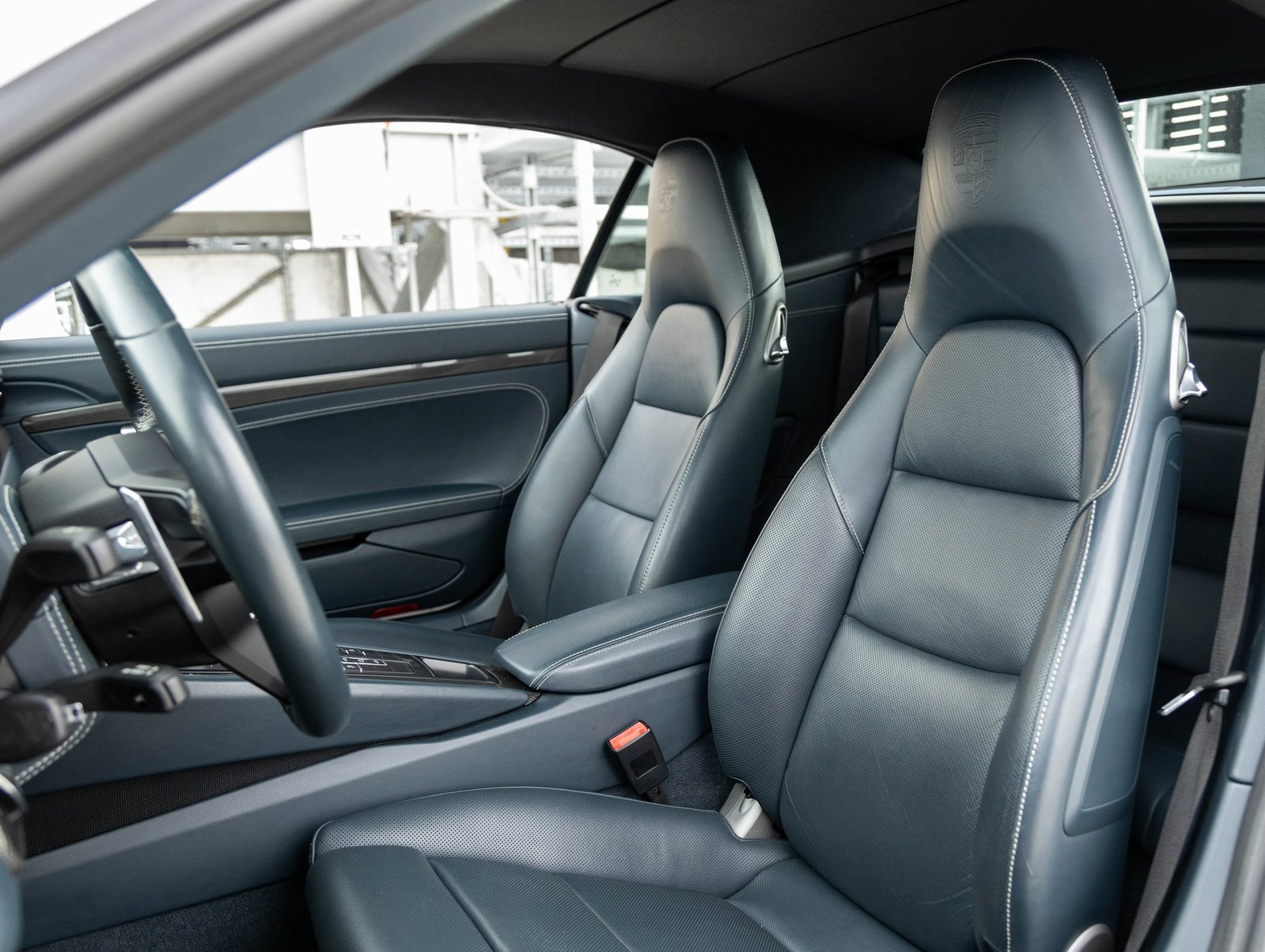 Used 2019 Porsche 911 Turbo S image 5