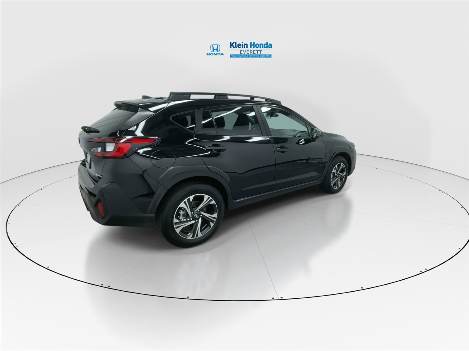 Used 2024 Subaru Crosstrek 2.0i Premium image 2