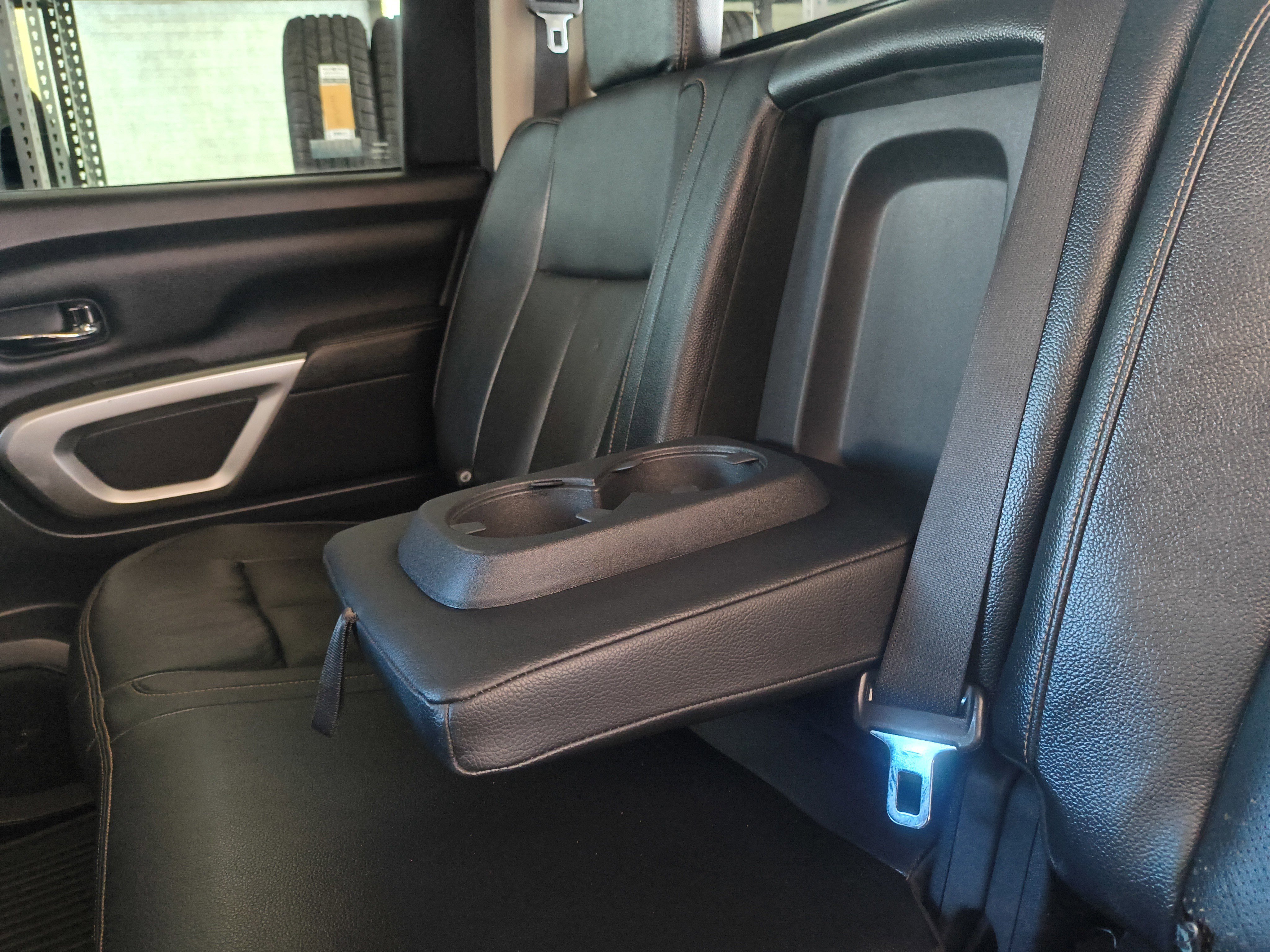 Used 2017 Nissan Titan SL image 25