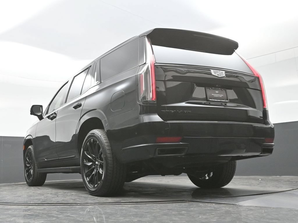Certified 2022 Cadillac Escalade Sport w/ Touring Package AWD/4WD image 28