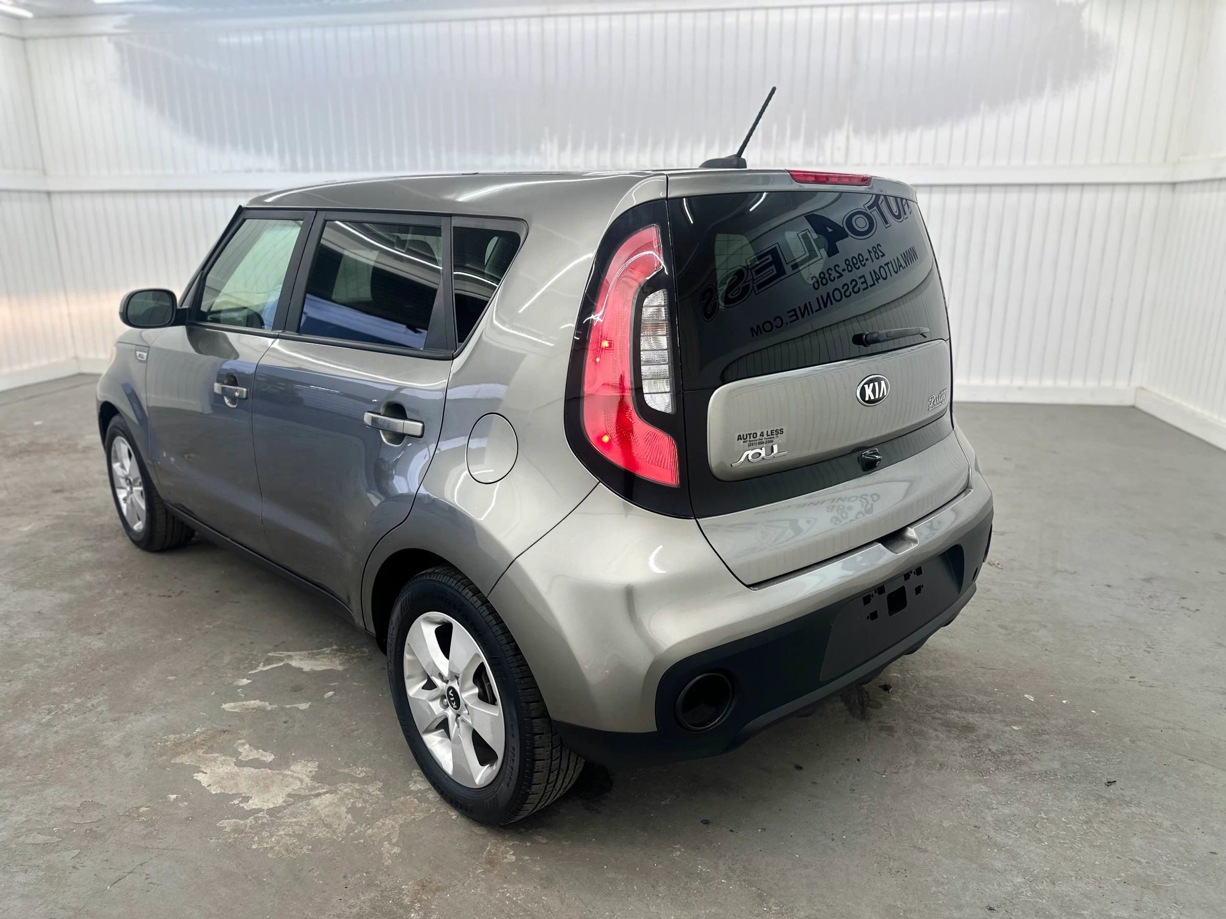 Used 2019 Kia Soul FWD image 7