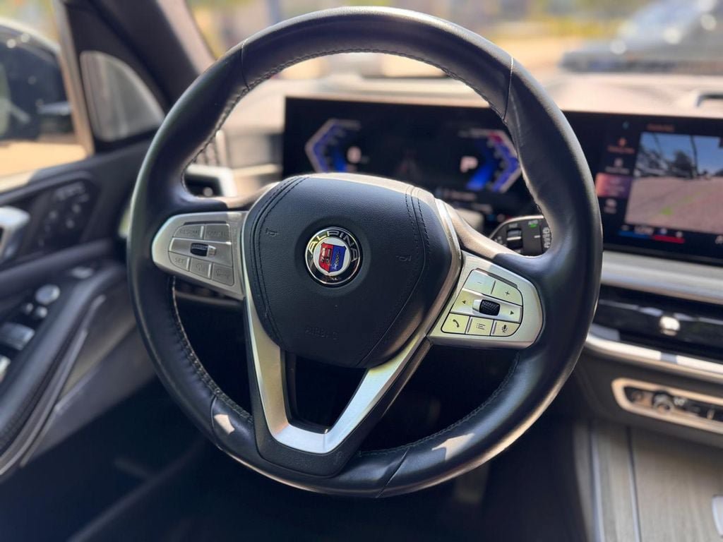 Used 2024 BMW ALPINA XB7 AWD/4WD image 28