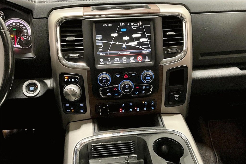 Used 2017 RAM 1500 Laramie image 10