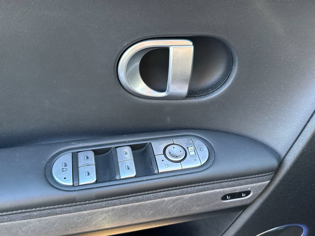 Used 2024 Hyundai Ioniq 5 Limited RWD image 9
