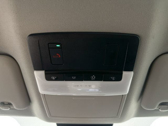 Used 2025 Nissan Sentra SV FWD image 19