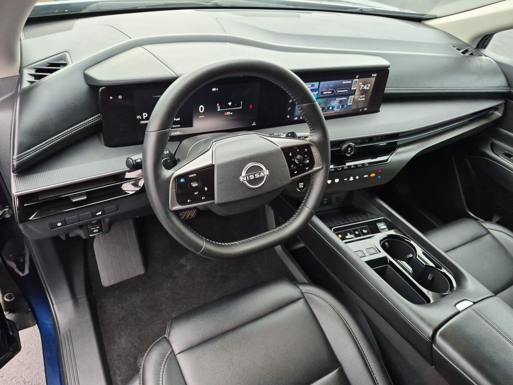Used 2025 Nissan Murano SV AWD/4WD image 10