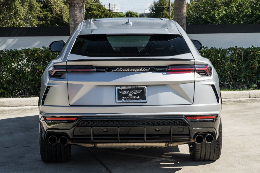 Used 2022 Lamborghini Urus image 6