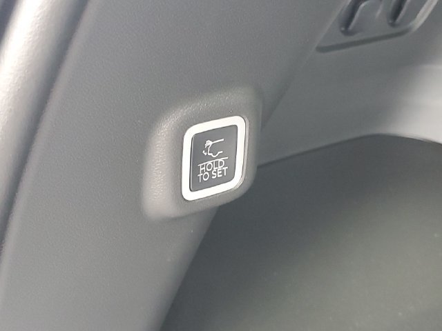 New 2026 Jeep Cherokee Limited AWD/4WD image 9
