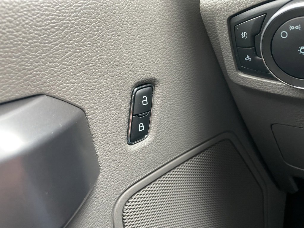 Used 2022 Ford F250 XLT w/ XLT Premium Package image 27