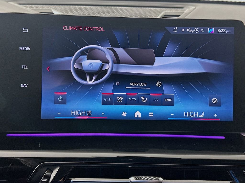 Certified 2024 BMW X1 M35i w/ Premium Package image 16