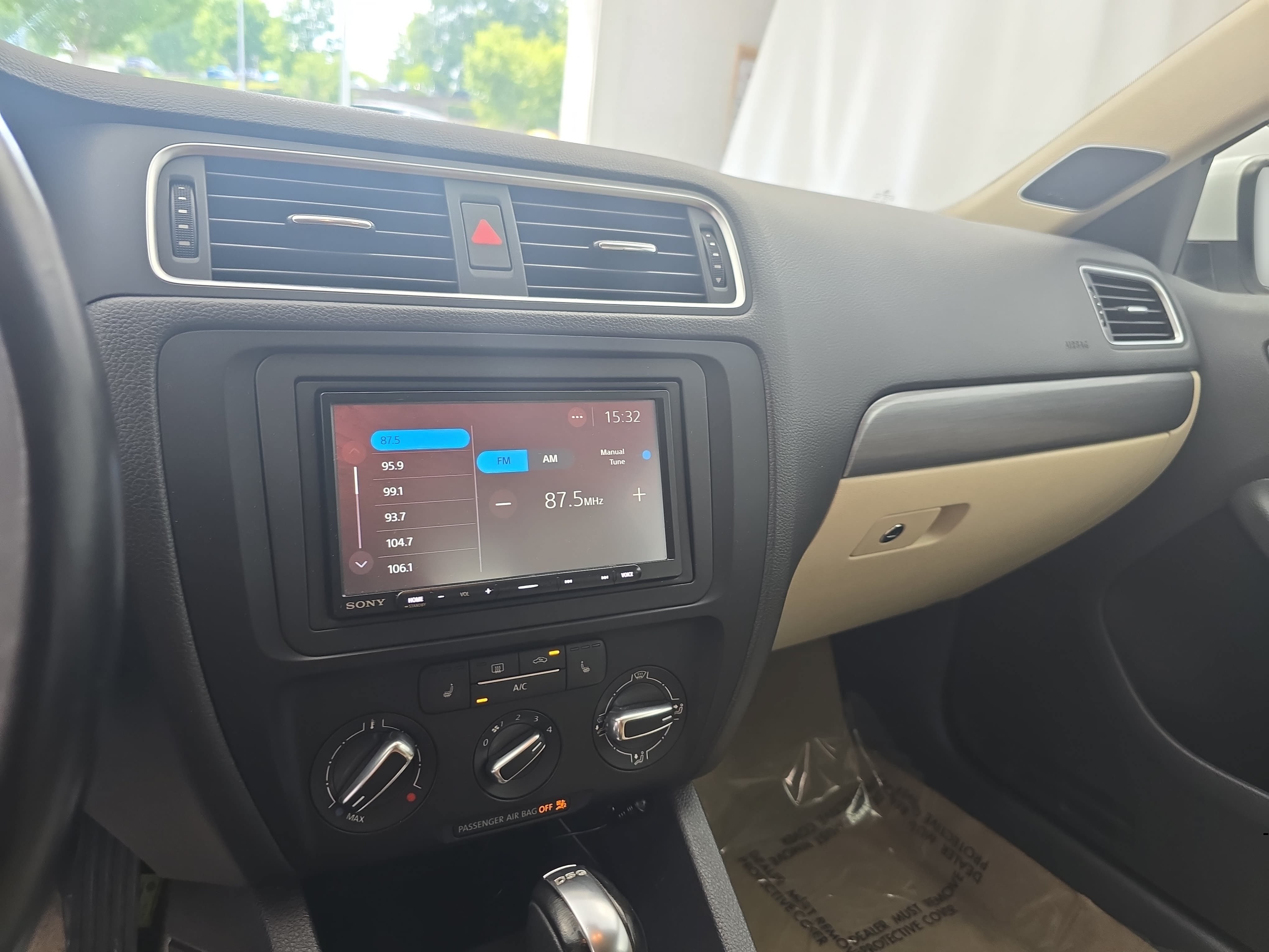 Used 2014 Volkswagen Jetta TDI FWD image 18