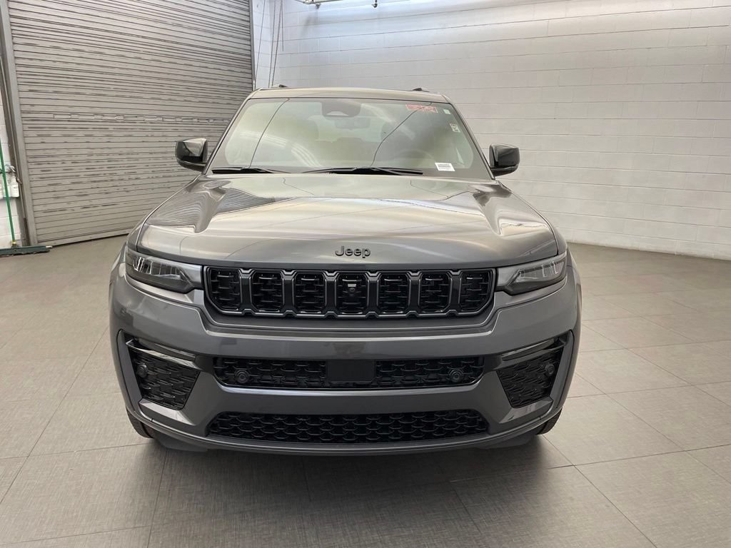 New 2026 Jeep Grand Cherokee Limited AWD/4WD image 6