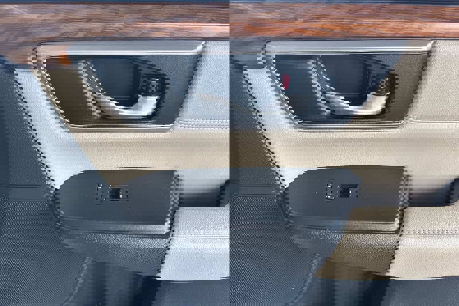 Used 2020 Honda CR-V Touring image 19