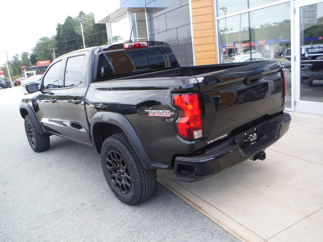 Used 2024 Chevrolet Colorado Trail Boss w/ Advanced Trailering Package AWD/4WD image 18
