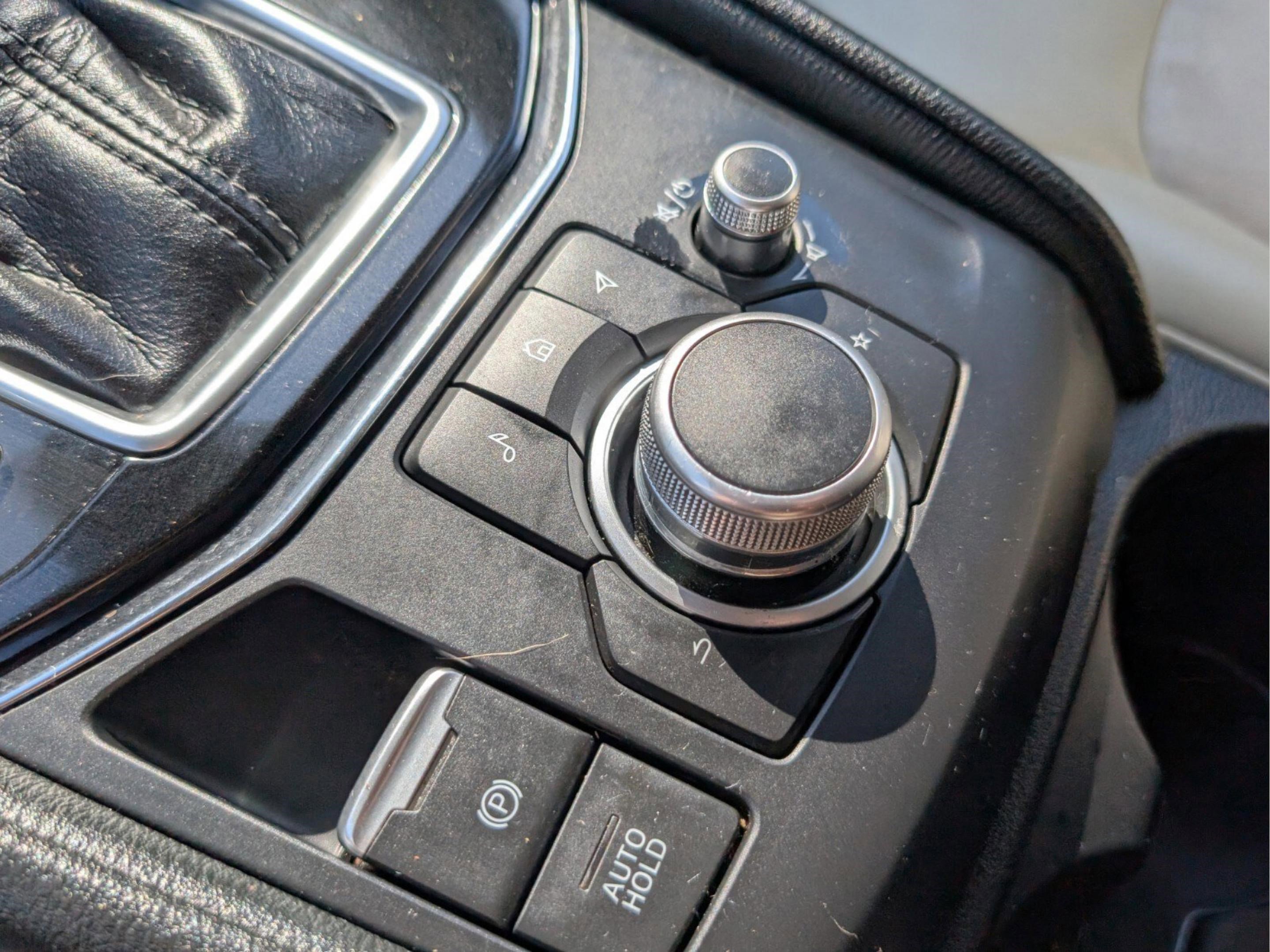 Used 2021 MAZDA CX-5 Touring image 39