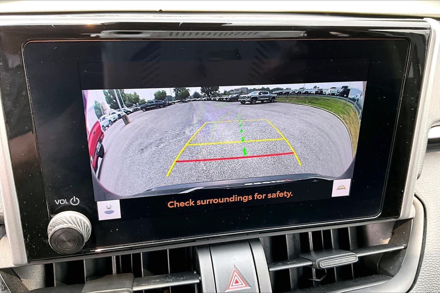 Used 2023 Toyota RAV4 LE AWD/4WD image 26