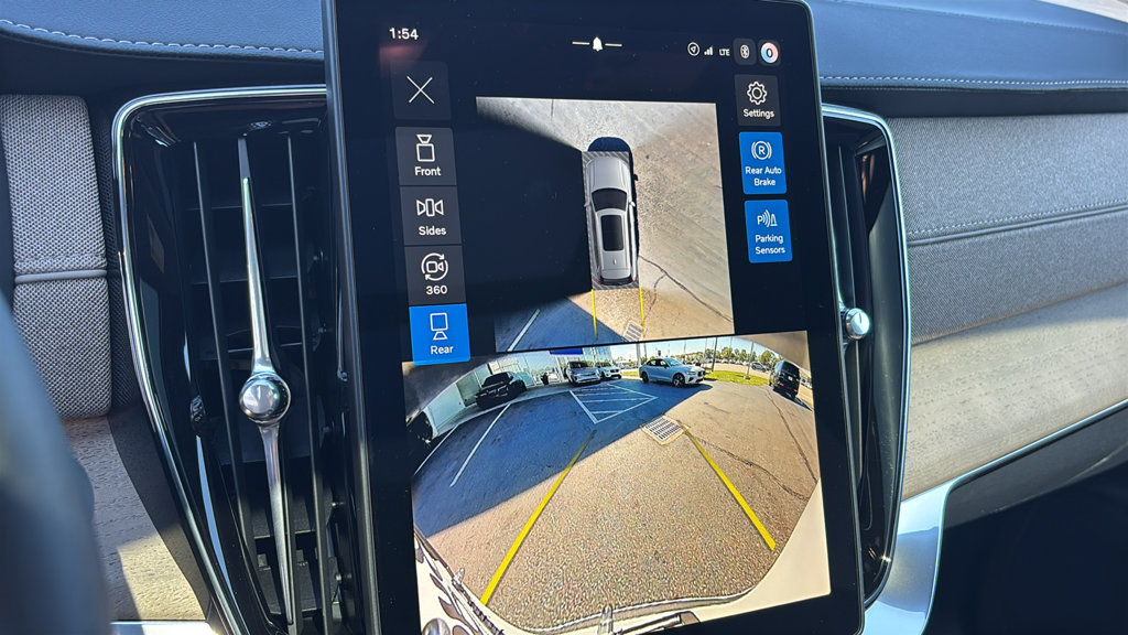 New 2027 Volvo XC90 B6 Ultra AWD/4WD image 21