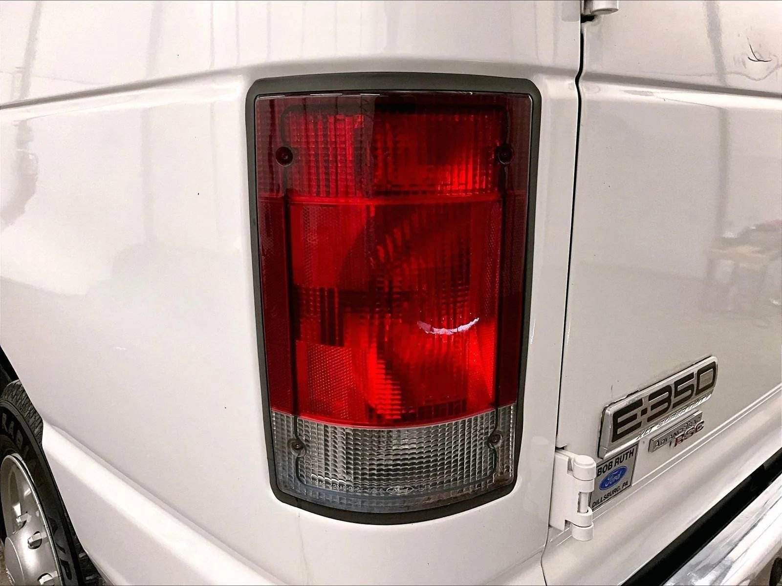 Used 2014 Ford E-350 and Econoline 350 XLT RWD image 28