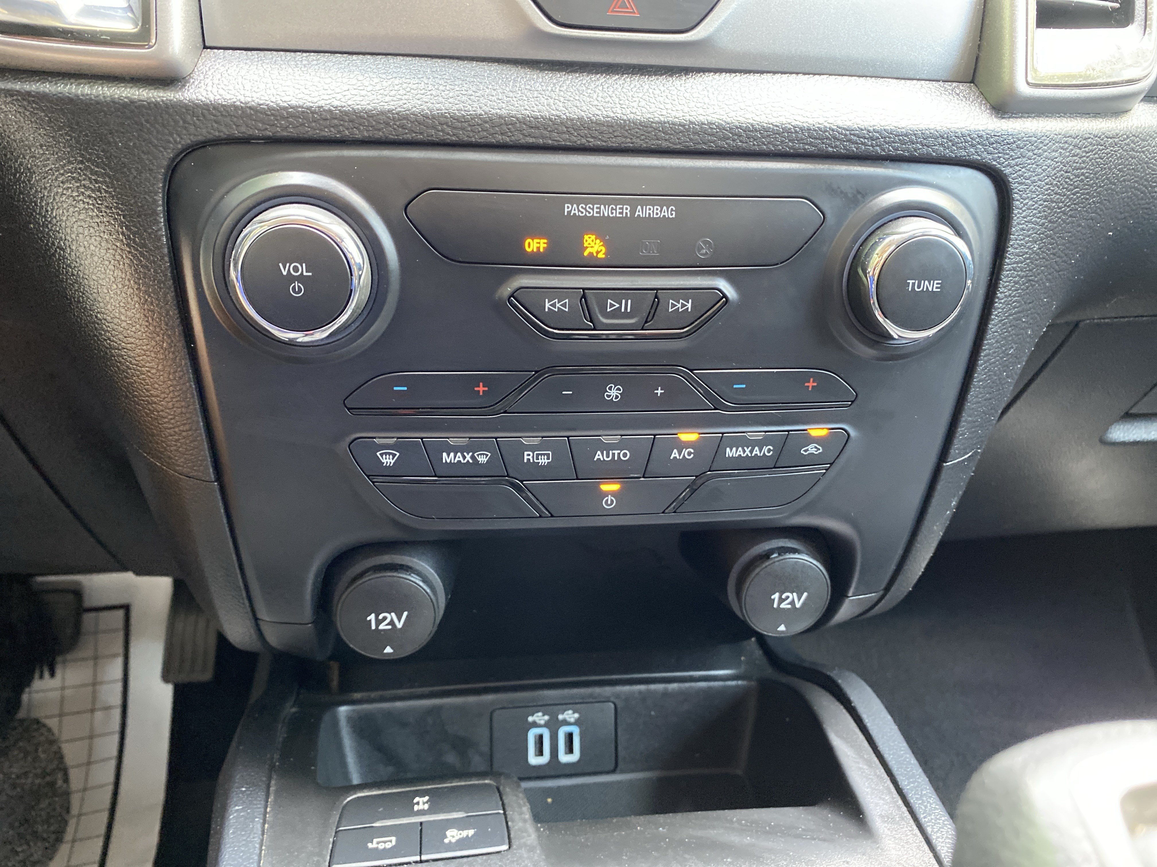 Used 2022 Ford Ranger XLT w/ Equipment Group 301A Mid AWD/4WD image 27