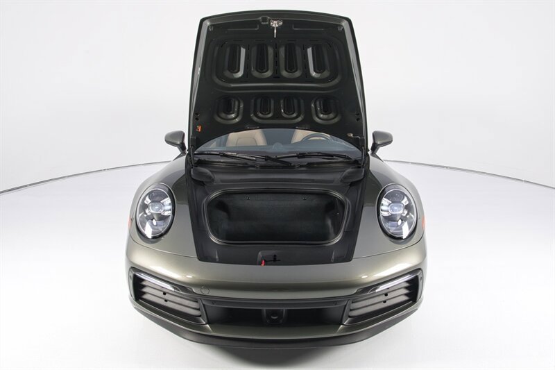 Used 2020 Porsche 911 Carrera S image 35