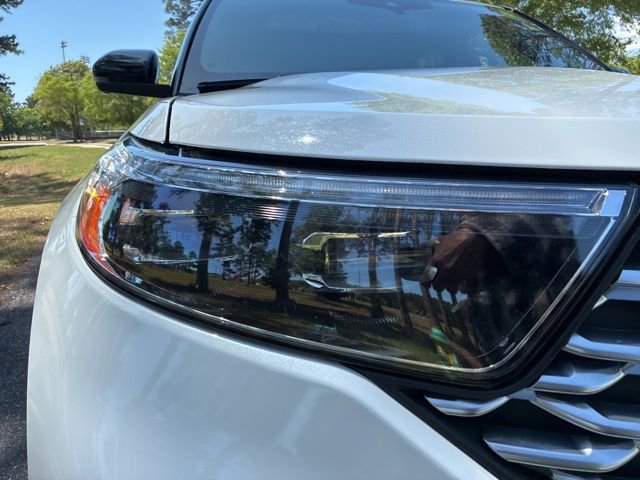 Used 2022 Ford Explorer Platinum w/ Equipment Group 601A AWD/4WD image 9