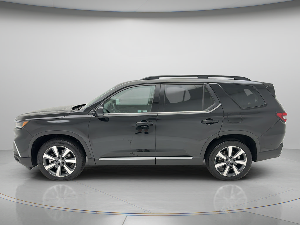 Used 2025 Honda Pilot Elite image 8
