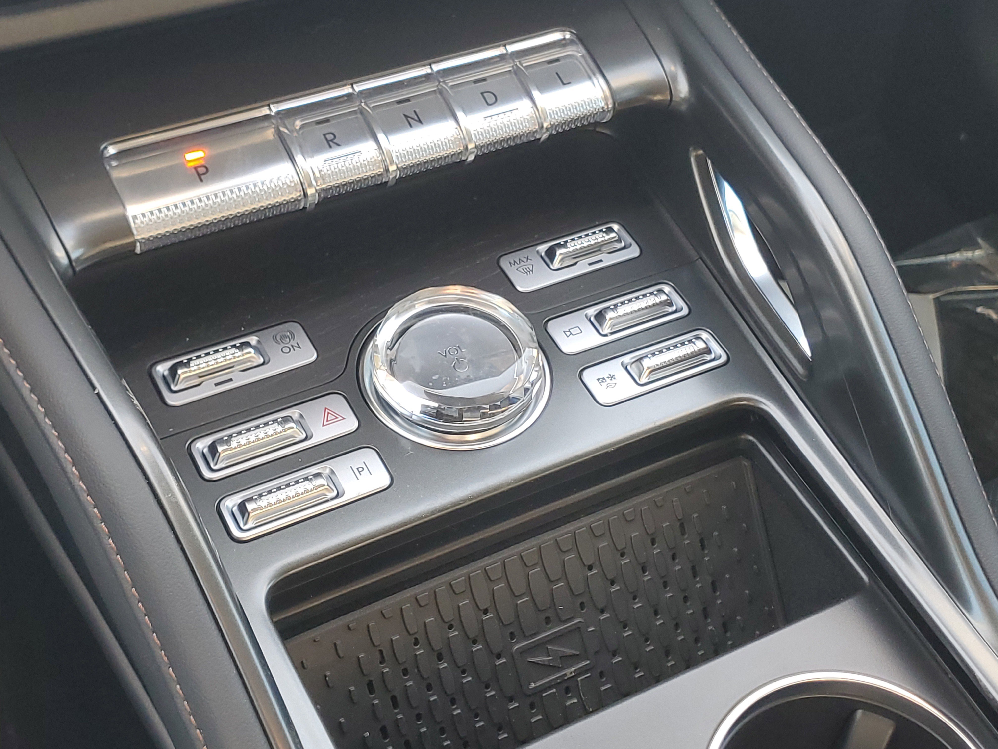 New 2026 Lincoln Nautilus Reserve image 26