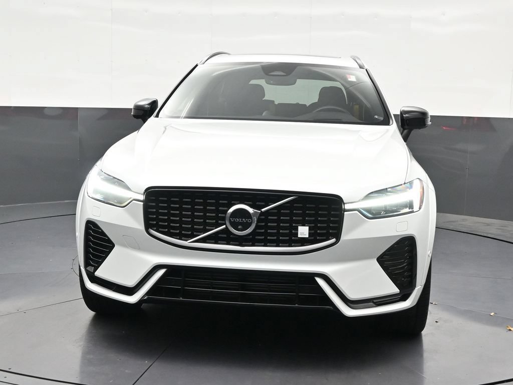 Certified 2022 Volvo XC60 T8 Polestar w/ Protection Package Premier AWD/4WD image 9