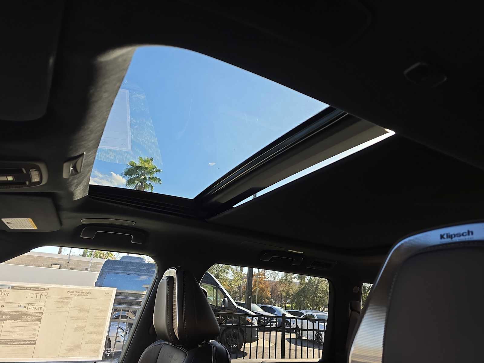 New 2026 INFINITI QX80 Autograph w/ Premium Cargo Package image 25