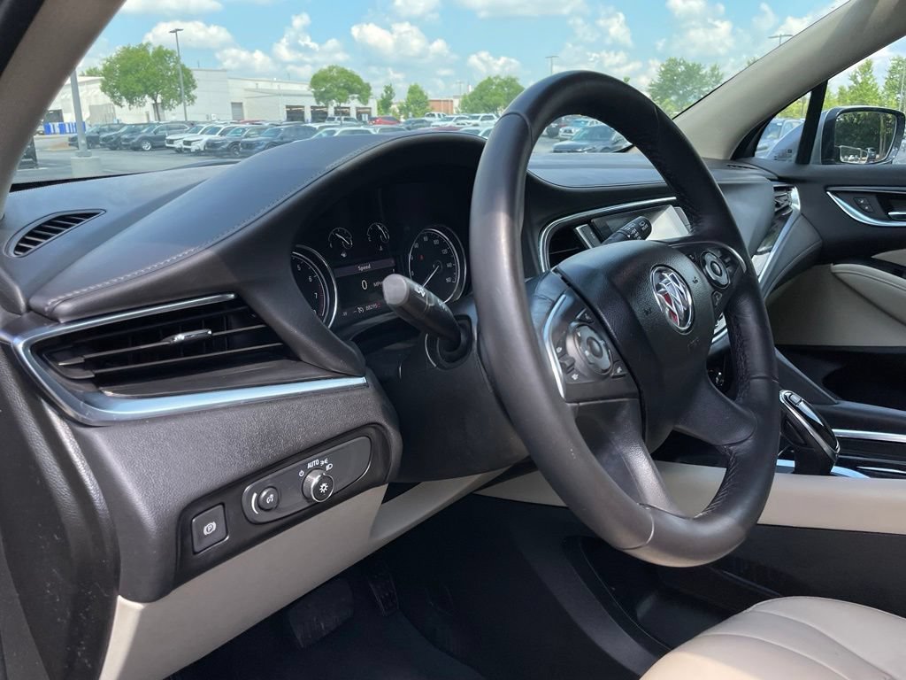Used 2021 Buick Enclave Essence FWD image 27