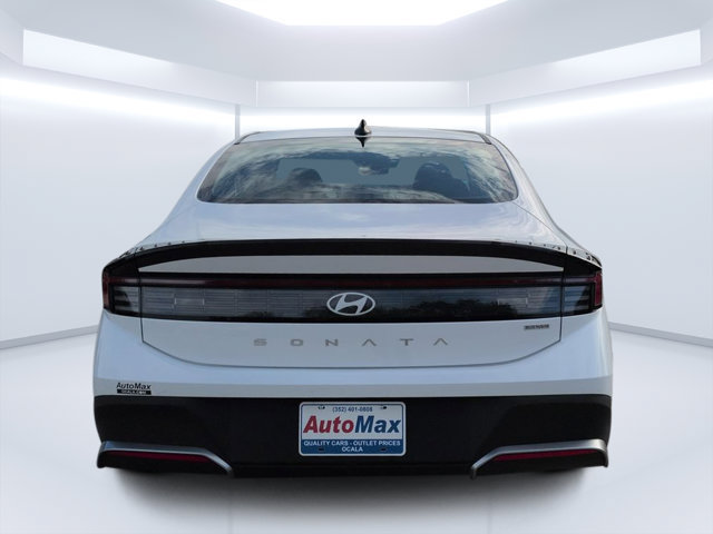 Used 2026 Hyundai Sonata Blue FWD image 4