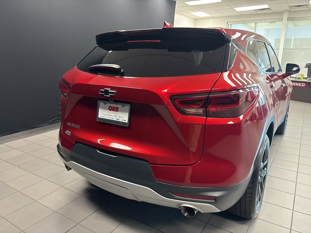 Used 2023 Chevrolet Blazer LT w/ Driver Confidence Package image 4