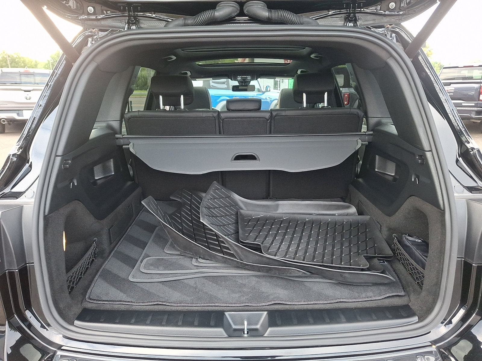Used 2021 Mercedes-Benz GLB 250 4MATIC image 31