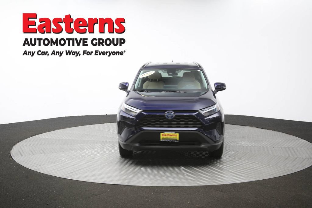 Used 2022 Toyota RAV4 XLE AWD/4WD image 57