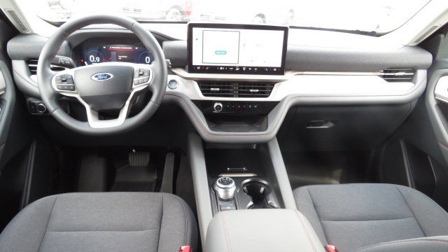 Used 2025 Ford Explorer Active video 2
