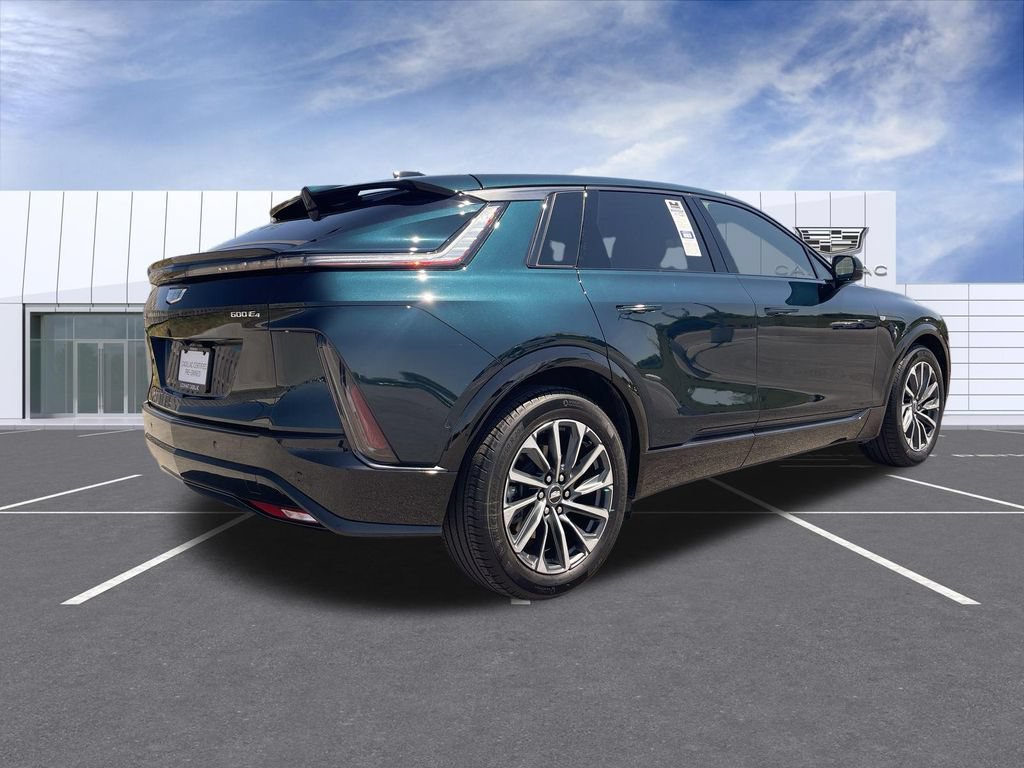 Certified 2024 Cadillac Lyriq Sport w/ LPO, Floor Liner Package AWD/4WD image 8