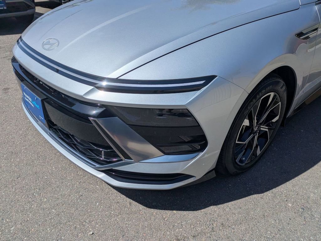 Certified 2025 Hyundai Sonata SEL image 9