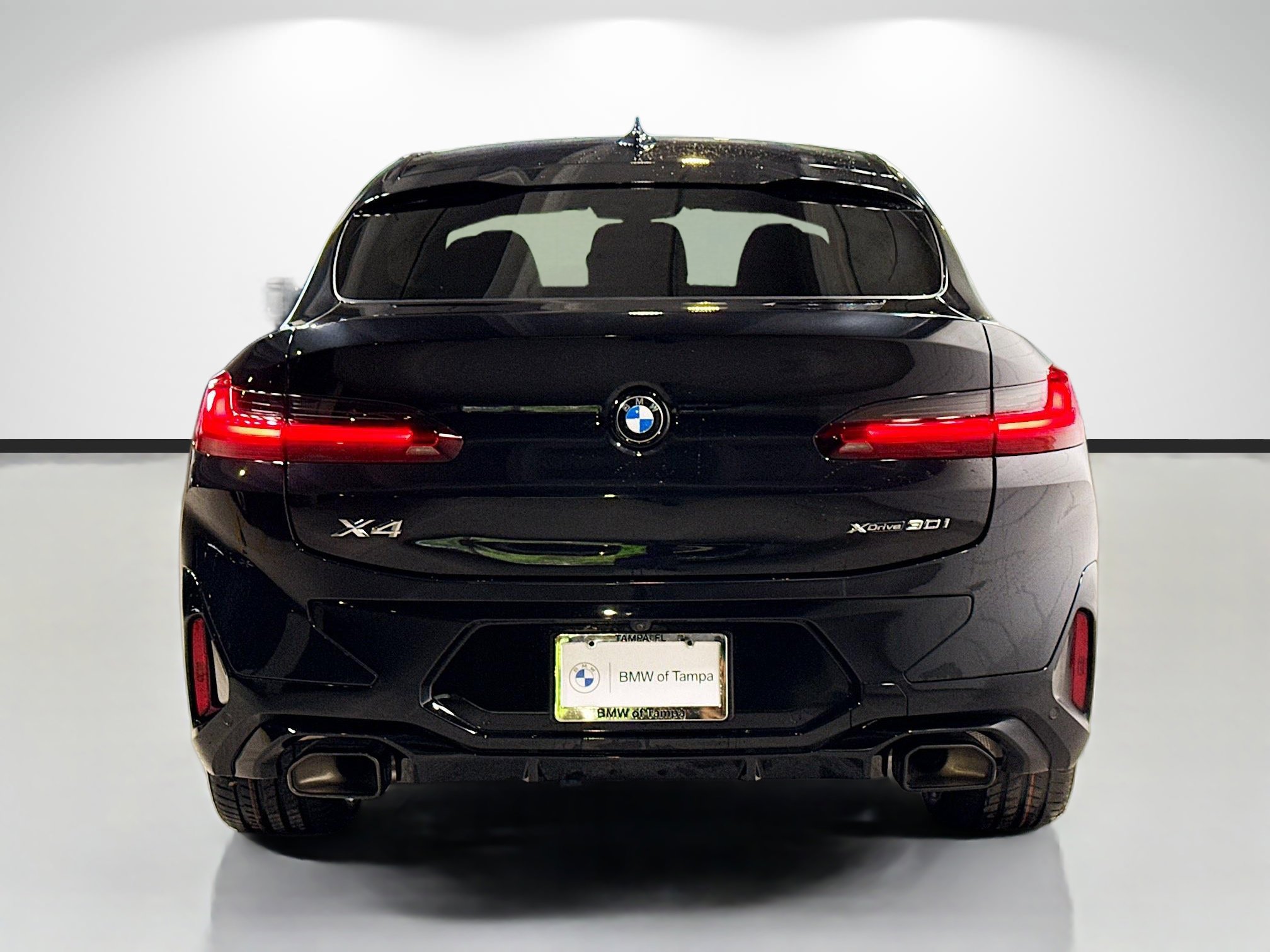 Certified 2023 BMW X4 xDrive30i w/ M Sport Package image 4