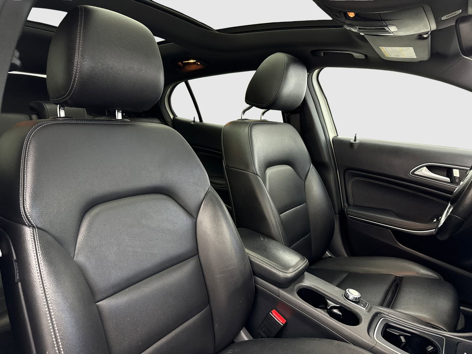 Used 2017 Mercedes-Benz GLA 250 image 39