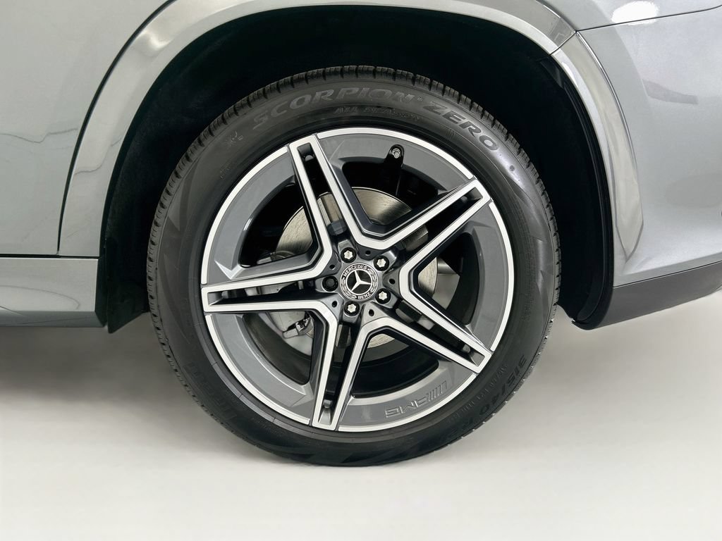 New 2026 Mercedes-Benz GLS 450 4MATIC image 30