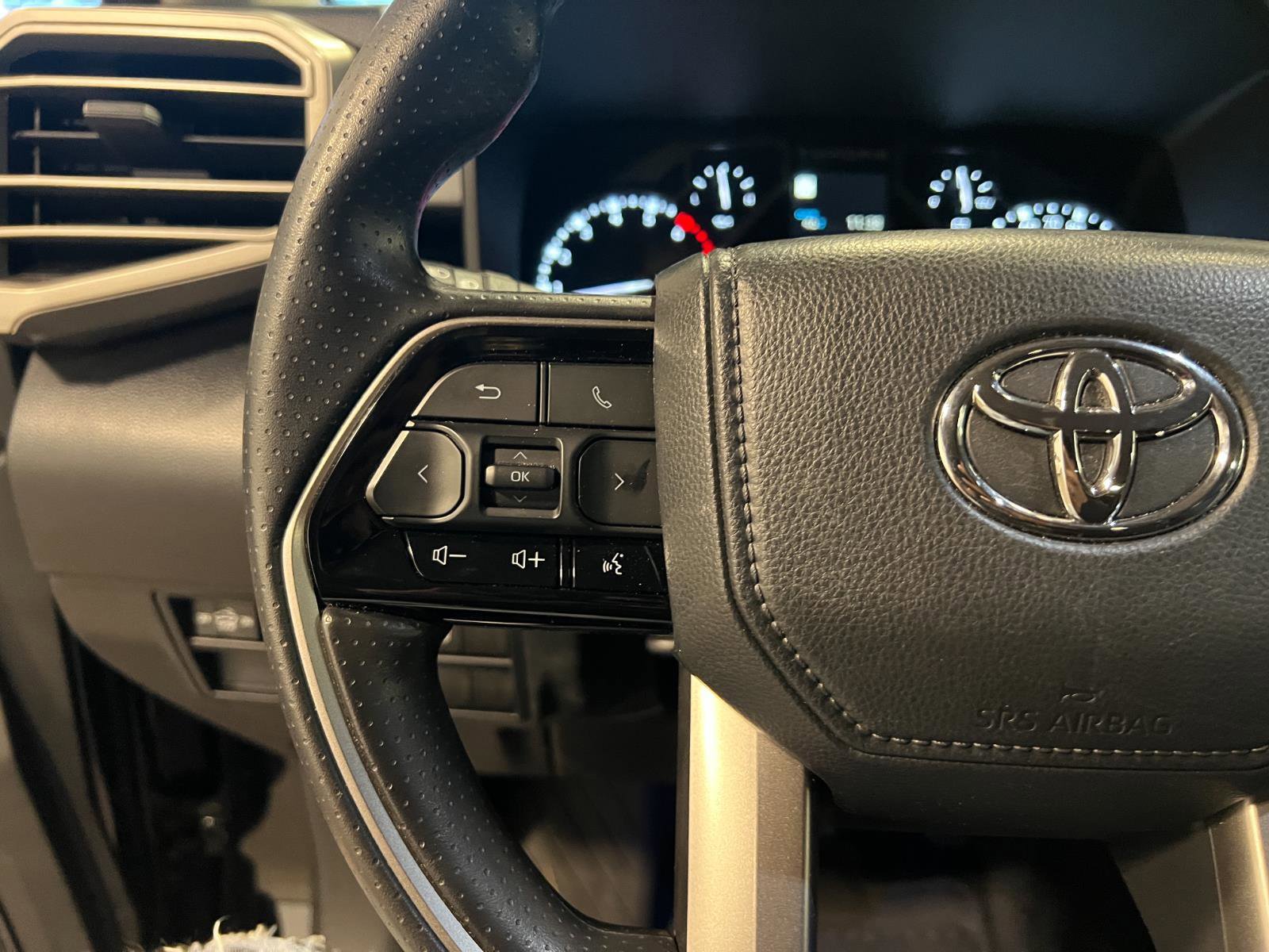 Used 2024 Toyota Tundra SR5 AWD/4WD image 13