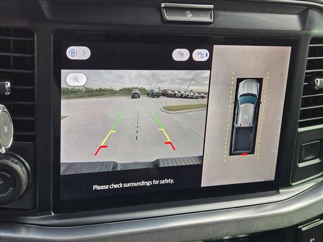 Used 2025 Ford F250 Platinum w/ FX4 Off-Road Package image 13