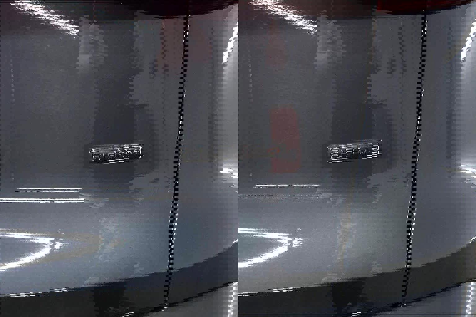 Used 2025 Audi Q5 Premium Plus w/ Premium Plus image 11